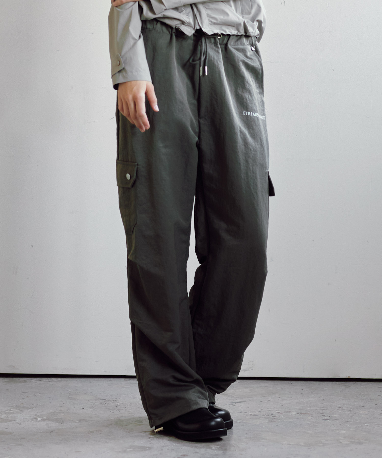 Nylon Cargo Snap Pants (Khaki)